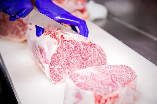 手切りでカットしています