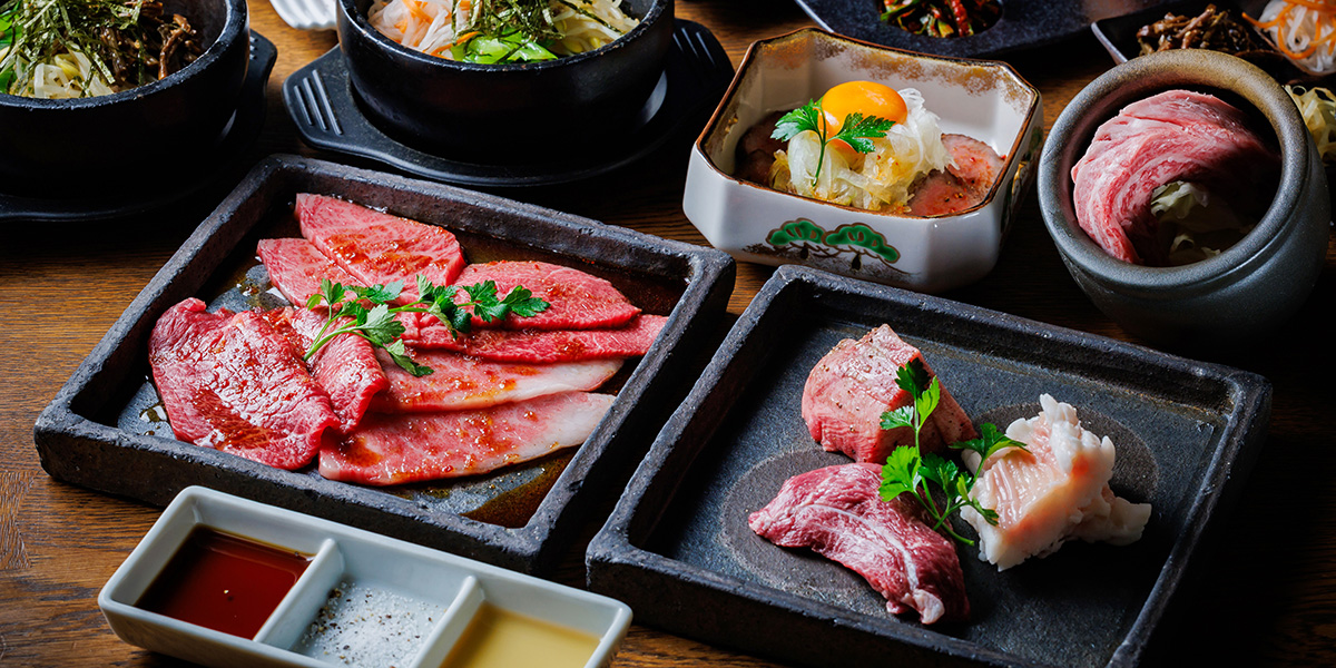 2168様感謝‼️超絶江戸期粉本「牛若丸と天狗と天狗、唐獅子、仙人』ほか肉筆10点 粉本 絵馬 鞍馬天狗と牛若丸 | ToMuCo - Tokyo Museum Collection