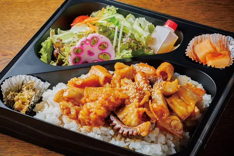 仙台牛ミックスホルモン弁当(サラダあり)