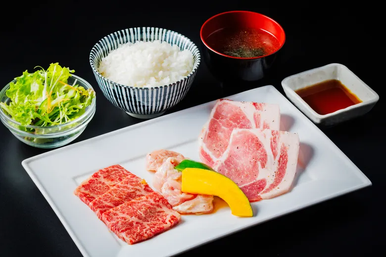 サービス焼肉ランチ