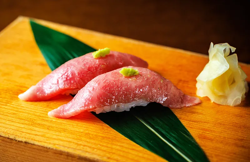 仙台牛炙り大トロ握り寿司。極上の口溶けを堪能