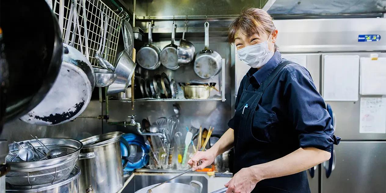 キッチンスタッフ